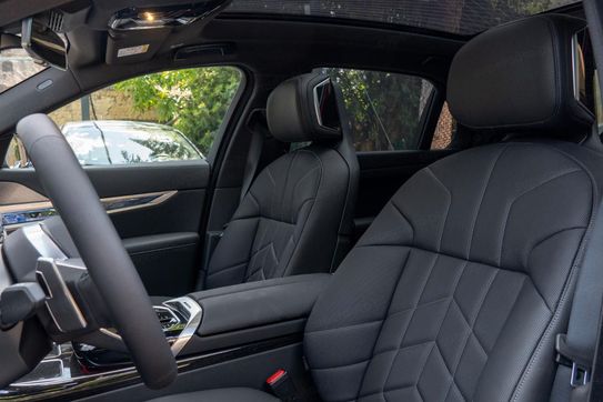 BMW Seria 7 740d xDrive M Sport