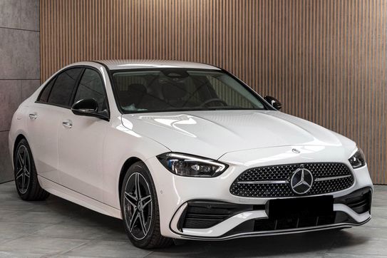 Mercedes Klasa C 200 4-Matic AMG