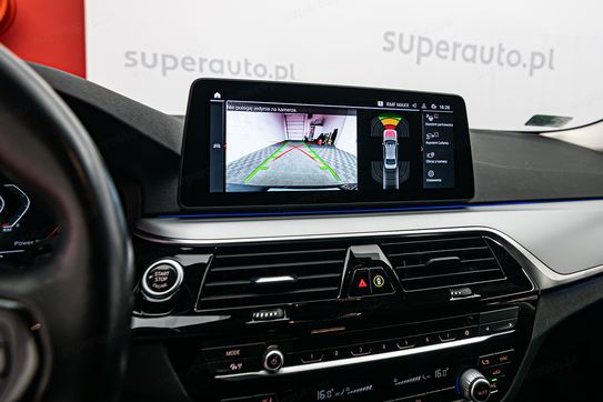 BMW Seria 5 518d  aut