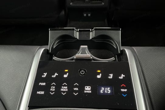 Toyota Camry 2.5 Hybrid Executive CVT