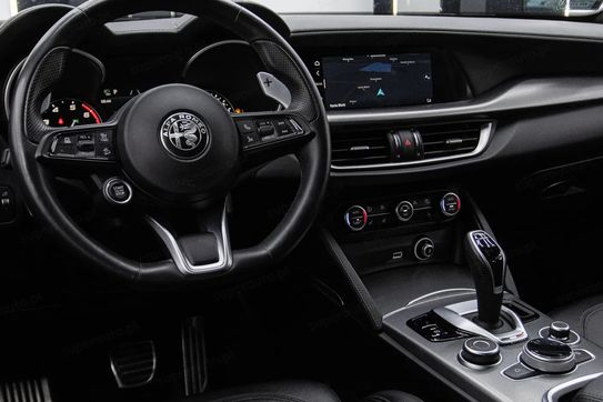 Alfa Romeo Stelvio 2.0 Turbo Veloce Q4