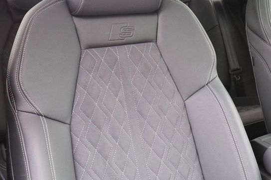 Audi Q4 e-tron 40 S Line