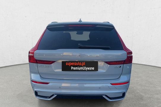 Volvo XC60 B5 B AWD Plus Dark