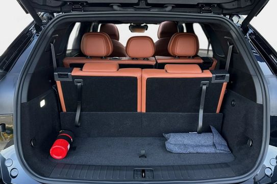 Jaecoo J8 1.5 T-GDI Super Hybrid DHT 7os.
