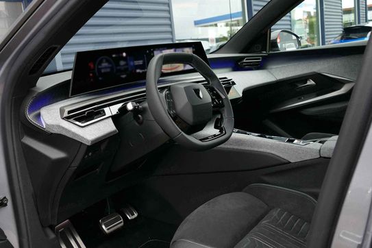 Peugeot 3008 GT e-DCS6 1.2 mHEV