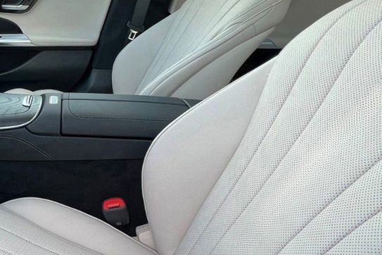 Mercedes E Klasa 220 d 4-Matic AMG