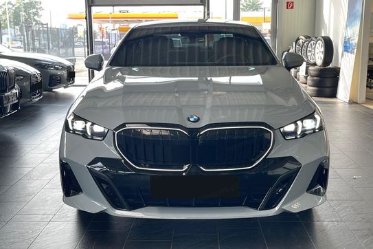 BMW Seria 5 520d xDrive M Sport