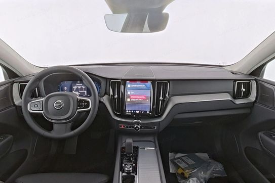 Volvo XC60 B5 B AWD Ultra Dark