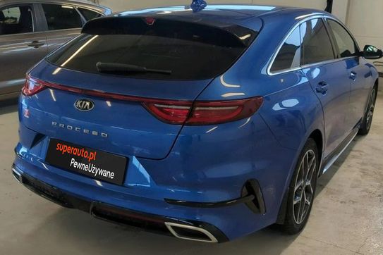 Kia Ceed 1.5 t-Gdi Gt Line Dct