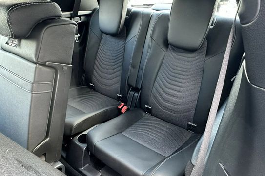 Mercedes GLB 200