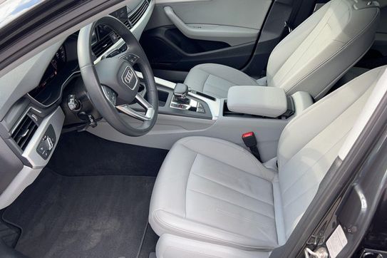 Audi A4 40 TDI mHEV S tronic