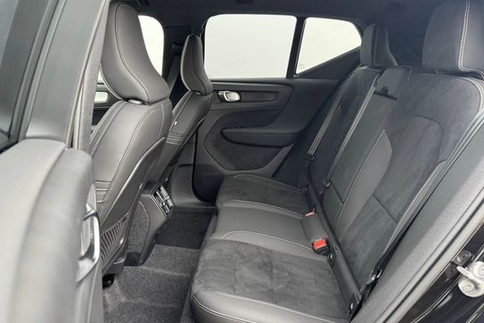 Volvo XC40 B3 Plus Dark