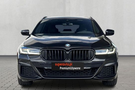 BMW Seria 5 Touring 520d xDrive M Sport