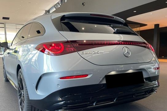 Mercedes CLA 250+ Shooting Brake AMG Line