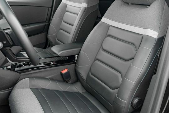 Citroen C4 1.2 PureTech Shine S&S EAT8