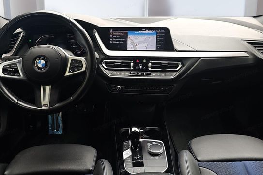 BMW Seria 2 218D M Sport