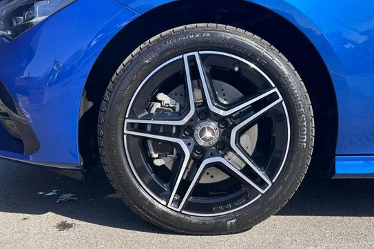 Mercedes CLA 200  AMG Line  Shooting Brake