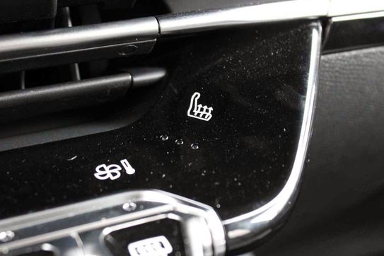 Peugeot 208 Allure e-DCS6  1.2 mHEV