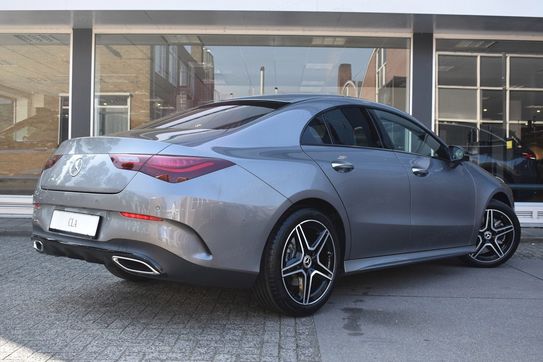 Mercedes CLA 200 AMG Line