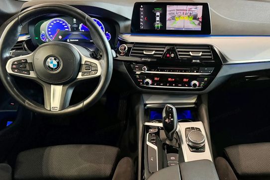 BMW Seria 5 520d M Sport Edition