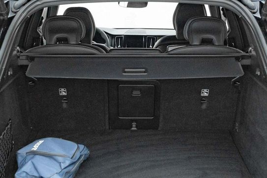 Volvo XC60 B4 B Plus Dark