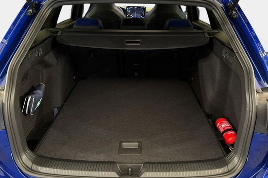 Volkswagen Golf VIII 2.0 TSI 4Motion R