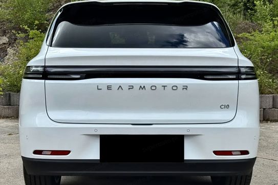 Leapmotor C10 Design 1.5 Hybrid