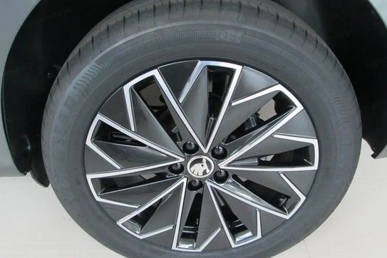 Skoda Kamiq Drive 1.0 TSI DSG
