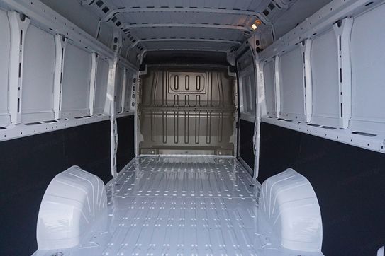 Peugeot Boxer Heavy L4H2 AT8