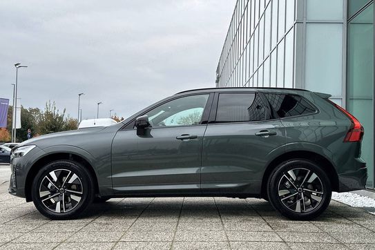 Volvo XC60 B5 AWD Plus Dark