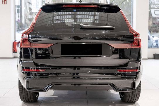 Volvo XC60 B5 AWD Ultra Black Edition