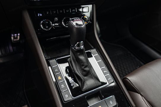 Skoda Superb 1.4 TSI Plug-In Hybrid L&K DSG