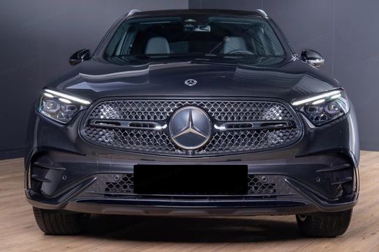 Mercedes GLC 200 4-Matic AMG Line