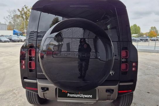 Land Rover Defender 110 D200 X-Dynamic SE