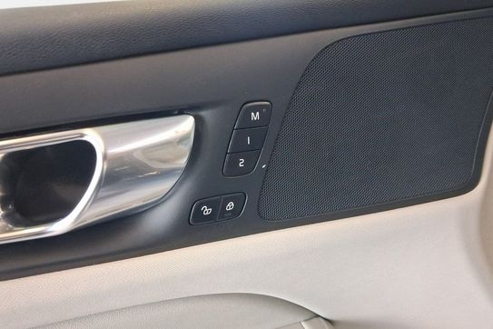 Volvo V60 CC B4 D AWD aut