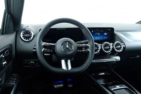 Mercedes GLA 200 AMG Line