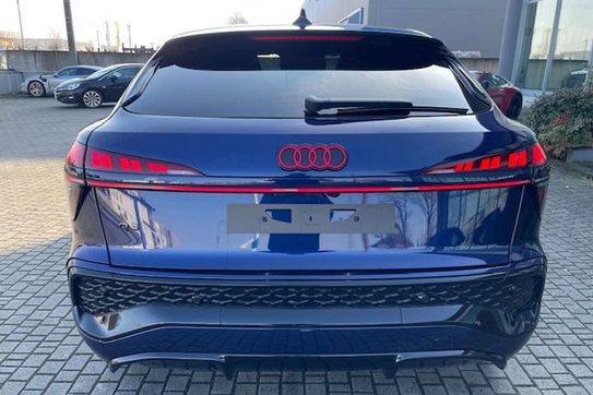 Audi Q3 e-Hybrid Sportback S line