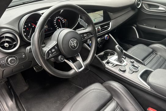 Alfa Romeo Giulia 2.0 Turbo Veloce Q4 aut