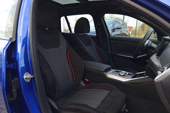 BMW Seria 3 330e PHEV xDrive M Sport aut