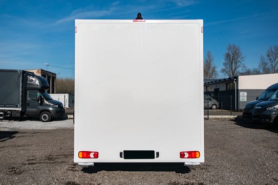 Renault Master L3 Zabudowa Wystawowa Przeszklona