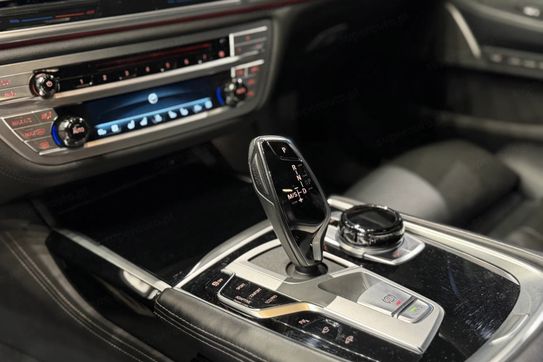 BMW Seria 7 740d xDrive M Sport