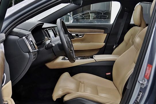 Volvo S90 T8 AWD Plug-In Hybrid Inscription aut