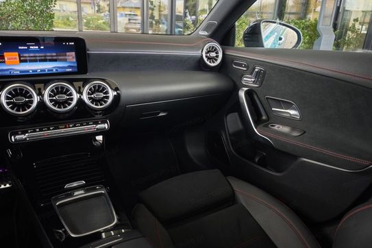 Mercedes CLA 220 4-Matic AMG Line