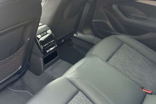 Audi A6 TDI quattro S line Avant