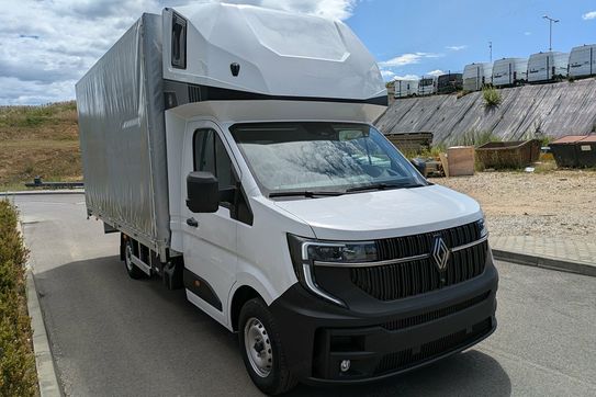 Renault Master L3 Zabudowa 9EP + Winda