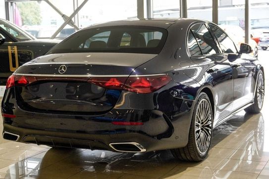 Mercedes Klasa E 200 4-Matic AMG