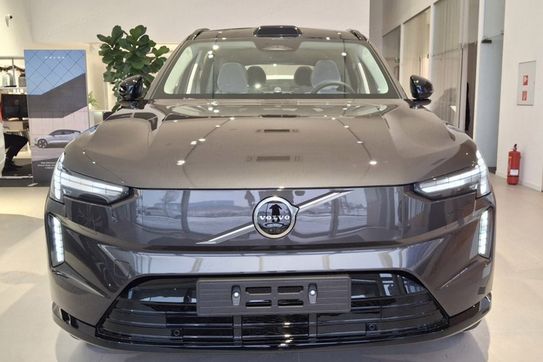 Volvo EX90 Twin Performance AWD Ultra 6 os