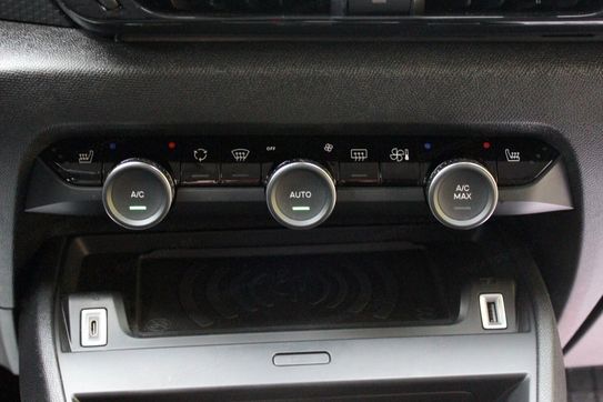 Citroen C4 X 1.2 PureTech Max S&S EAT8