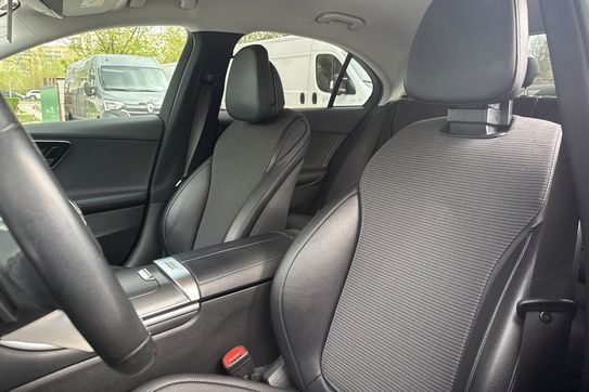 Mercedes Klasa C 200 4-Matic