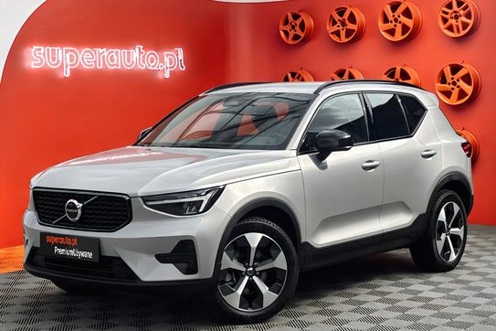 Volvo XC40 B3 Plus Dark